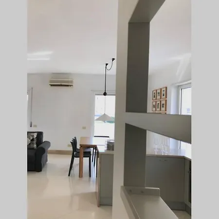 A Monopoli: Confort E Design Монополи