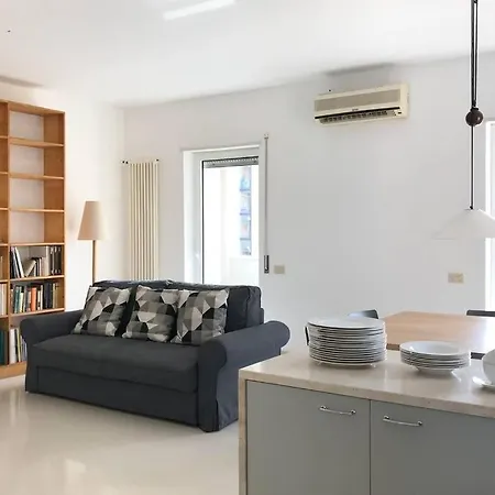 A Monopoli: Confort E Design Монополи